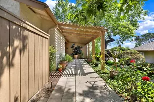 6050 Henderson Dr, La Mesa, CA 91942 - Photo 4