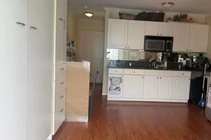 1021 Scott St, San Diego, CA 92106 - Photo 4