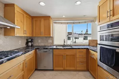 728 Jamaica Court, San Diego, CA 92109 - Photo 26