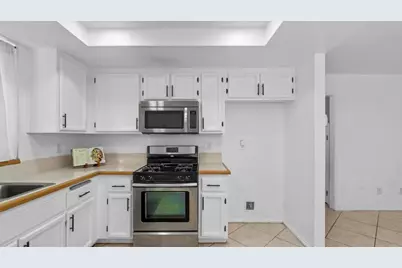 39701 Kilkare Circle, Murrieta, CA 92562 - Photo 14