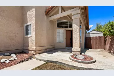 39701 Kilkare Circle, Murrieta, CA 92562 - Photo 34