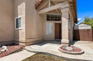 39701 Kilkare Cir, Murrieta, CA 92562 - Photo 34