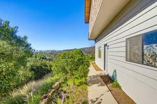3709 Buena Creek Rd, Vista, CA 92084 - Photo 42