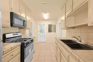 2436-38 Reo Dr, San Diego, CA 92139 - Photo 16