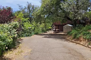 2341 Pinezanita Ln, Julian, CA 92036 - Photo 2