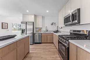 6409 Goodwin St, San Diego, CA 92111 - Photo 10
