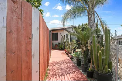 2436 38 Reo Dr., San Diego, CA 92139 - Photo 2