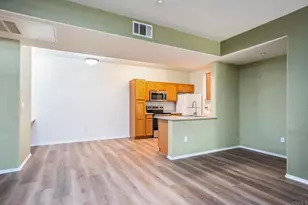 41410 Juniper St, Murrieta, CA 92562 - Photo 6