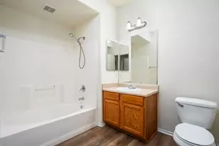 41410 Juniper St, Murrieta, CA 92562 - Photo 14