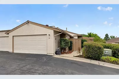6050 Henderson Drive #33, La Mesa, CA 91942 - Photo 2