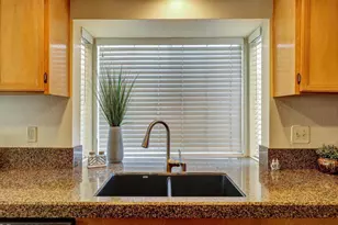 1225 Brewley Ln, Vista, CA 92081 - Photo 18