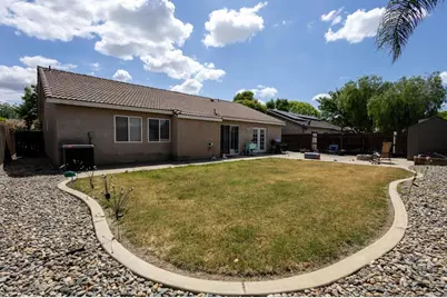 1462 Chimney Way, Lemoore, CA 93245 - Photo 34