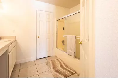1462 Chimney Way, Lemoore, CA 93245 - Photo 32