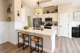 1462 Chimney Way, Lemoore, CA 93245 - Photo 8