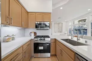 7553 Hazard Center Dr, San Diego, CA 92108 - Photo 12