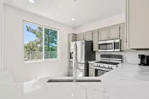 907 Caminito Estrella, Chula Vista, CA 91910 - Photo 16