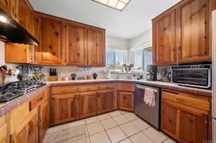 737 Carlow Ct, El Cajon, CA 92020 - Photo 6