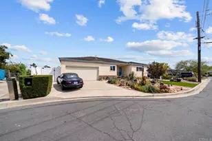 737 Carlow Ct, El Cajon, CA 92020 - Photo 32