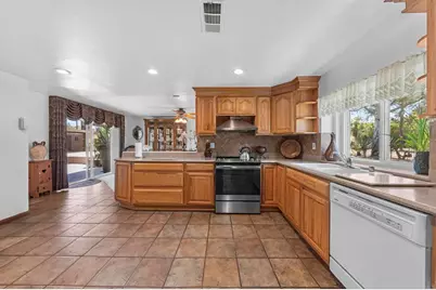 30265 Miller Road, Valley Center, CA 92082 - Photo 8