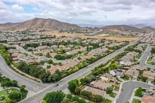 29310 Falling Water Dr, Menifee, CA 92585 - Photo 34