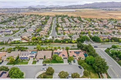29310 Falling Water Drive, Menifee, CA 92585 - Photo 30