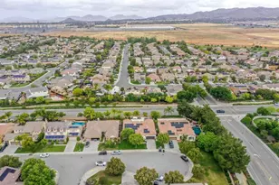 29310 Falling Water Dr, Menifee, CA 92585 - Photo 30
