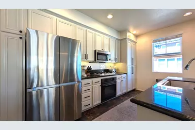 177 Via Montisi, Santee, CA 92071 - Photo 6