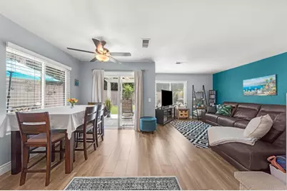 338 Ferrara Way, Vista, CA 92083 - Photo 2