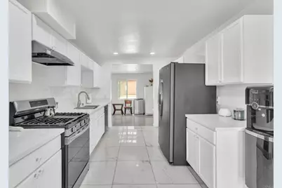 317 W Chase Ave, El Cajon, CA 92020 - Photo 8