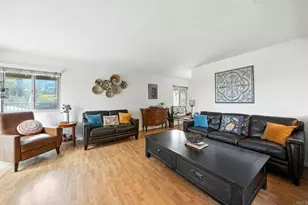 3149 Avenida Olmeda, Carlsbad, CA 92009 - Photo 4