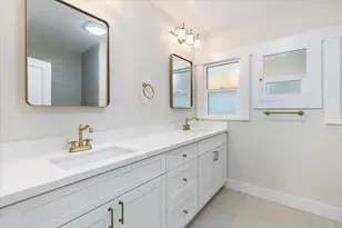 2453 Curlew St, San Diego, CA 92101 - Photo 12