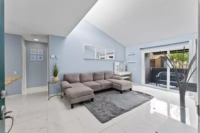 3456 Castle Glen Drive #273, San Diego, CA 92123 - Photo 2