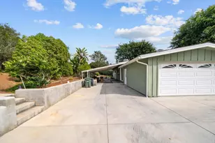 2091 Warmlands Ave, Vista, CA 92084 - Photo 36