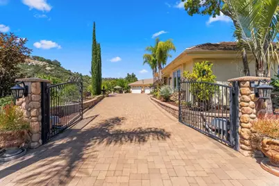 28820 Willow Park Road, Escondido, CA 92026 - Photo 4