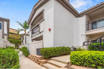 2715 Lake Pointe Drive #116, Spring Valley, CA 91977 - Photo 2