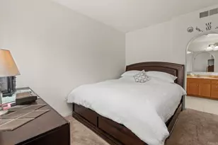 2715 Lake Pointe Dr, Spring Valley, CA 91977 - Photo 20