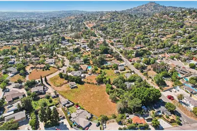 10752 Lupin Way, La Mesa, CA 91941 - Photo 16