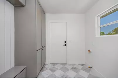 13082 Palomar Way, Santa Ana, CA 92705 - Photo 28