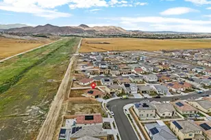 29337 Hondo Ln, Winchester, CA 92596 - Photo 24