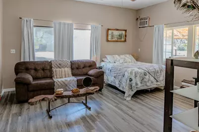 45500 Lewis Valley Road, Hemet, CA 92544 - Photo 12