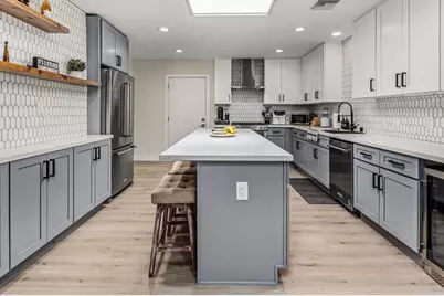 3851 Curtis Street, San Diego, CA 92110 - Photo 10