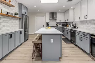 3851 Curtis St, San Diego, CA 92110 - Photo 10