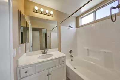 400 Sanibelle #1, Chula Vista, CA 91910 - Photo 16