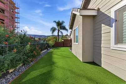 10272 Rancho Carmel Drive, San Diego, CA 92128 - Photo 38