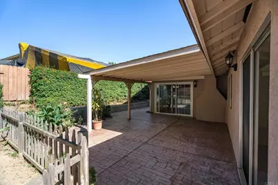 205 Camino Entrada, Chula Vista, CA 91910 - Photo 36