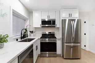 5725 Mildred St, San Diego, CA 92110 - Photo 30