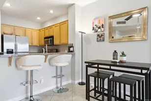 450 J St, San Diego, CA 92101 - Photo 16