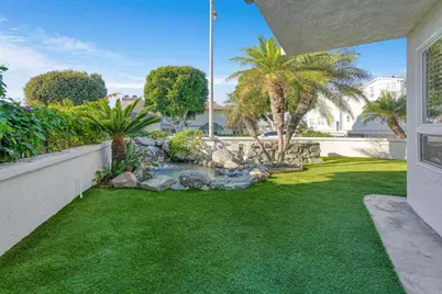 2438 Ocean Street, Carlsbad, CA 92008 - Photo 22
