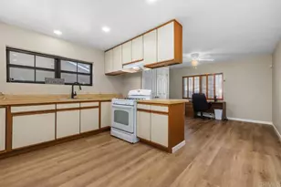 729 S 33rd St, San Diego, CA 92113 - Photo 8