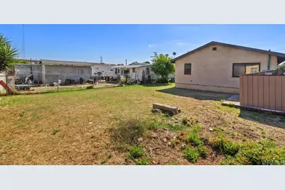 729 S 33rd Street, San Diego, CA 92113 - Photo 4